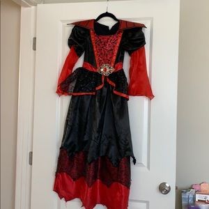 Girls vampire costume